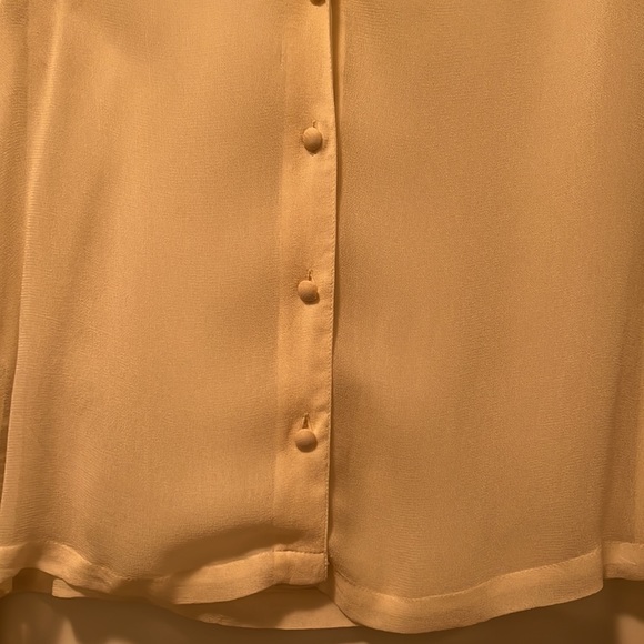 NWOT Topshop Cream Blouse - Picture 8 of 8